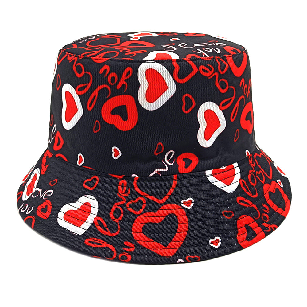 Bucket klobúk so srdiečkami – cute letný outfit ❤️