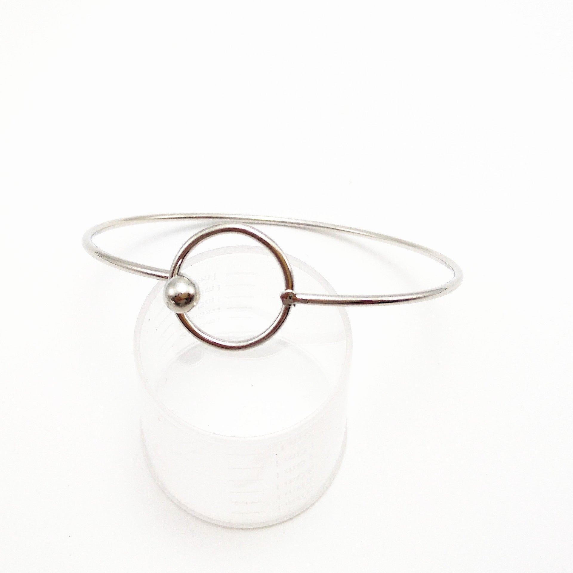 Minimalistický zlatý náramok – elegancia na každý deň ✨
