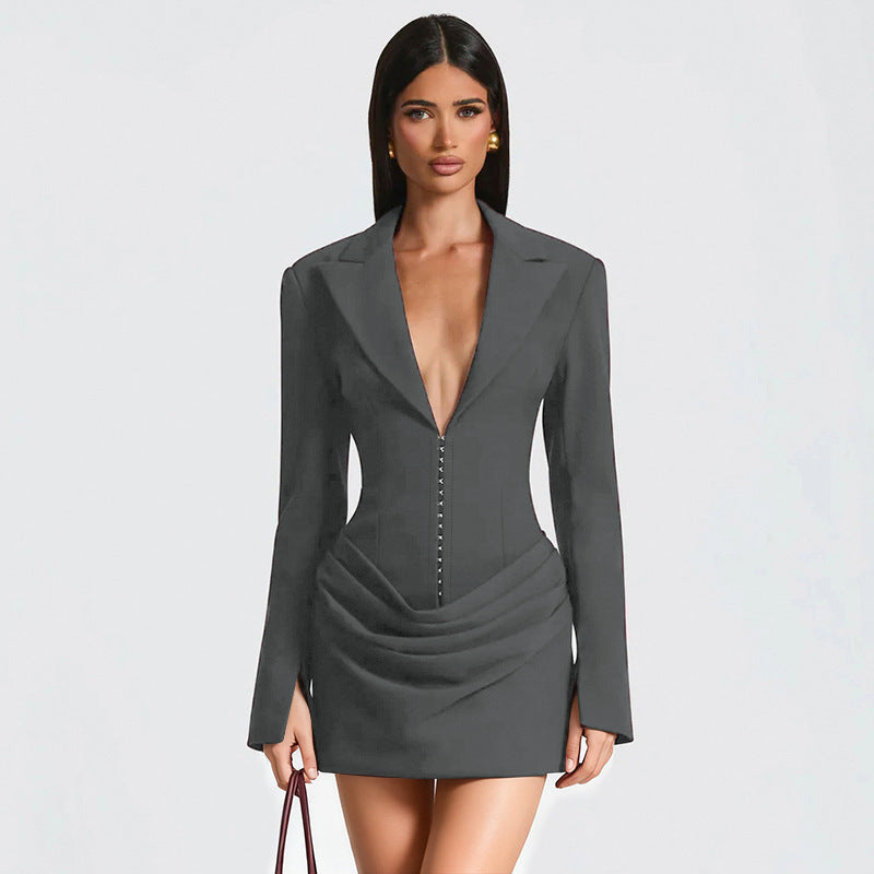 Elegantné mini šaty s hlbokým výstrihom | Slim fit & sexy štýl